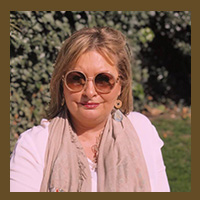 Delvaux Nicole klein | UITVAARTVANCLEEF, Discrete, serene en persoonlijke begeleiding, in een voor u moeilijke periode.
