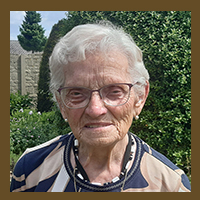 Dreessen Mia klein | UITVAARTVANCLEEF, Discrete, serene en persoonlijke begeleiding, in een voor u moeilijke periode.