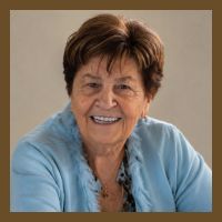 ONLINE CONDOLEREN 3 Lisette Renette klein | UITVAARTVANCLEEF, Discrete, serene en persoonlijke begeleiding, in een voor u moeilijke periode.