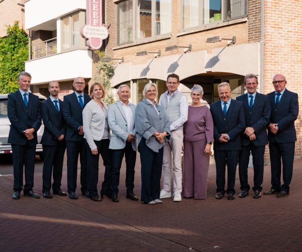 Home 18 afscheidshuis-vancleef-©-wolfish-46