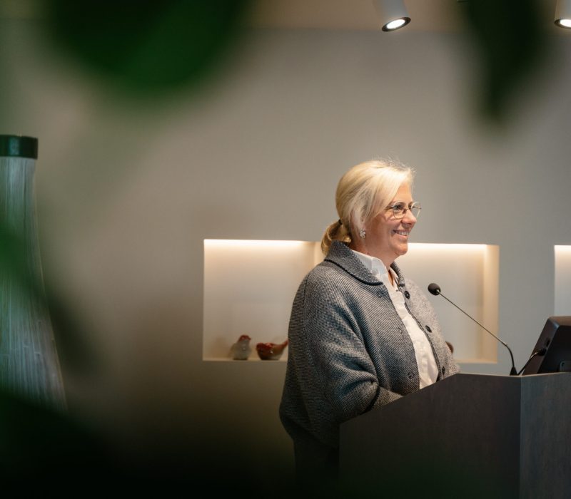 Home 4 afscheidshuis-vancleef-©-wolfish-60